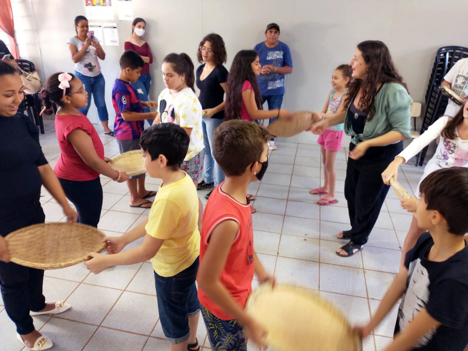 Programa Prima implanta aulas de piano no Espaço Cultural